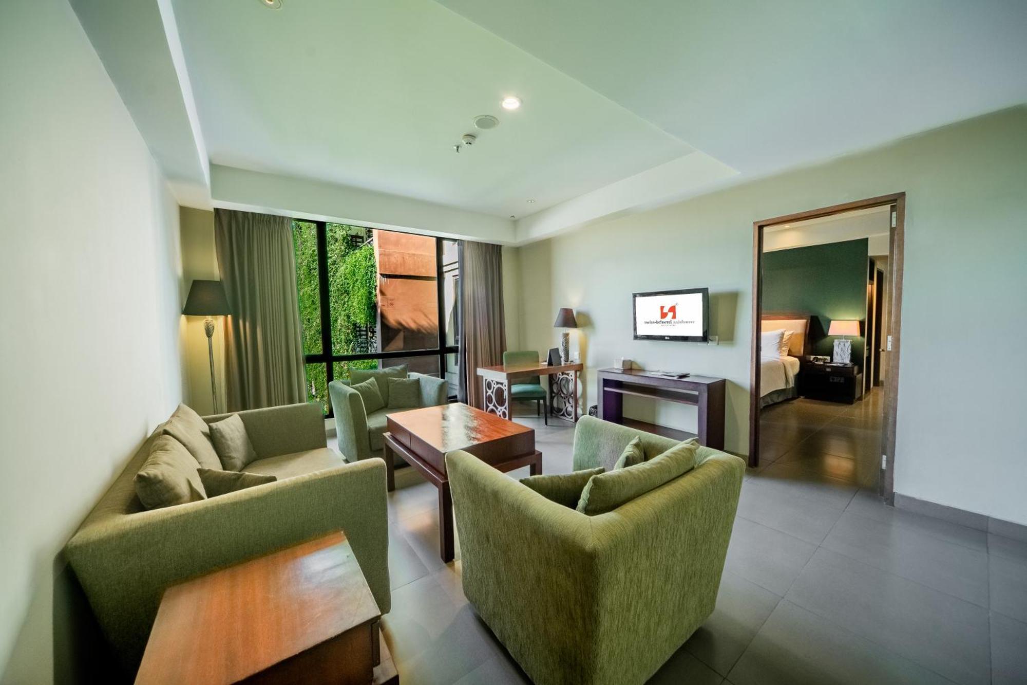 Swiss-Belhotel Rainforest Kuta  Exterior photo