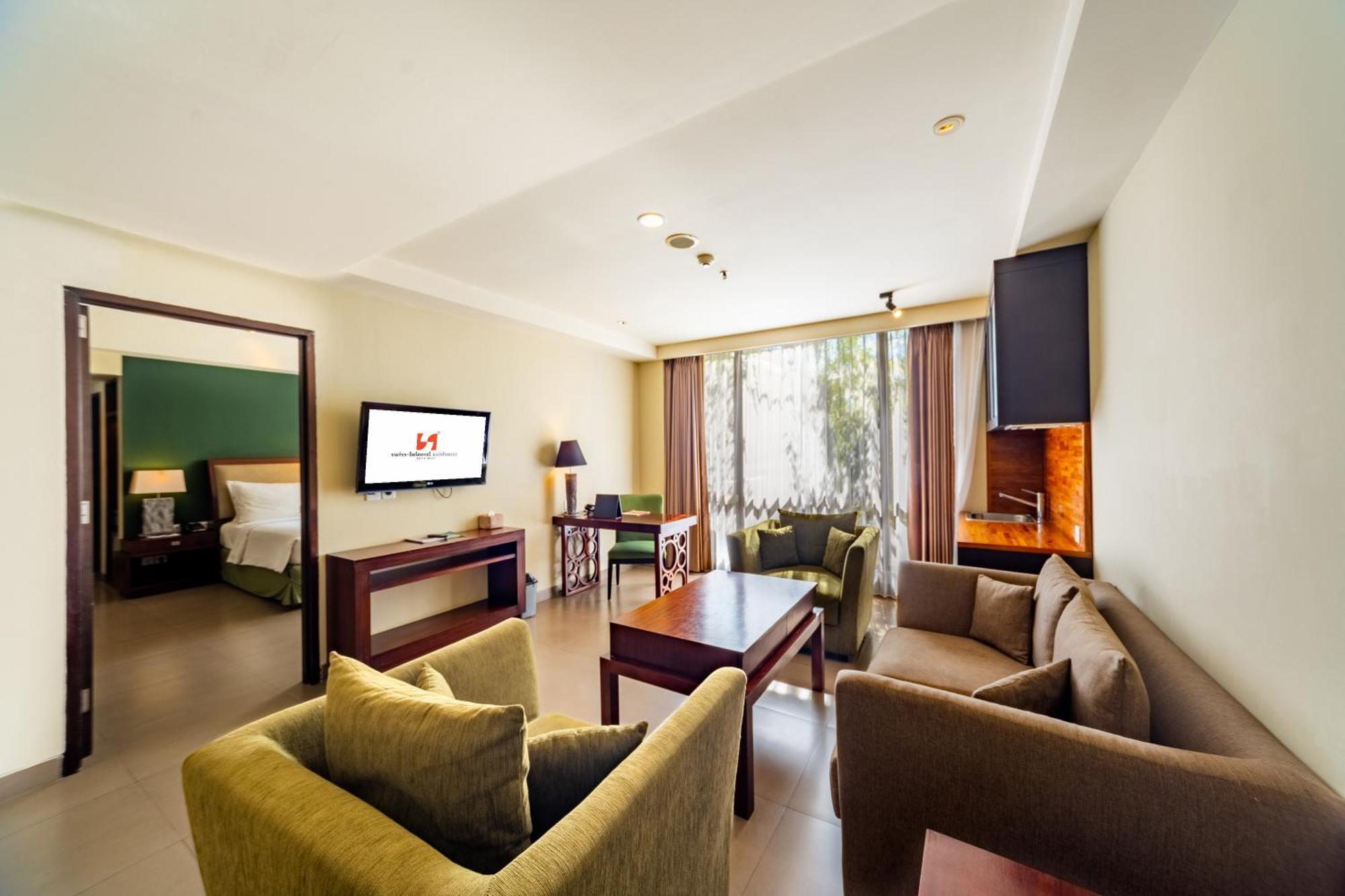 Swiss-Belhotel Rainforest Kuta  Exterior photo