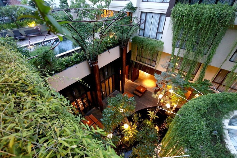 Swiss-Belhotel Rainforest Kuta  Exterior photo